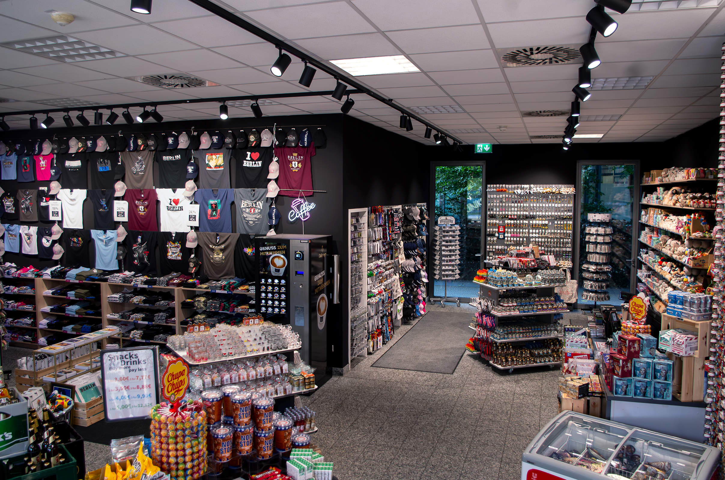 Interior Souvenirs Reference 76